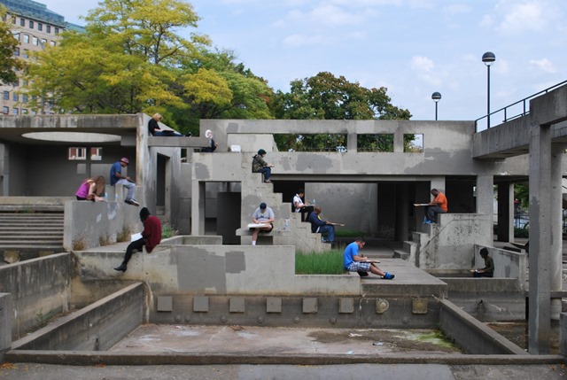 Site-Specific Performance as Community Engagement at Flint's Riverbank Park 05